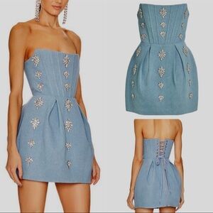 Elegant Blue Strapless Dress with Embellishments